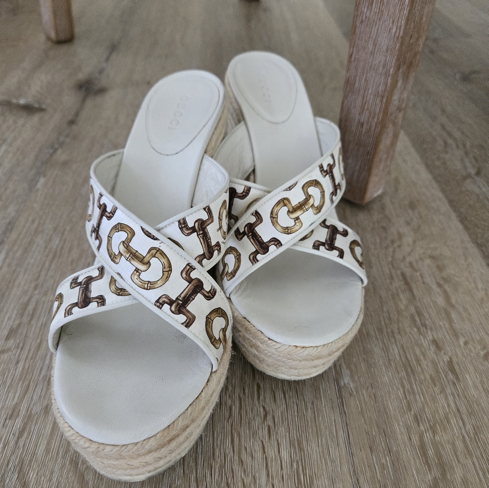 Gucci Women's White and Brown Platform Sandals - Picture 2 of 12